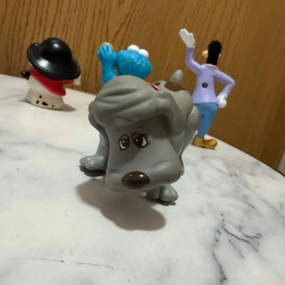 Disney /pound puppy/ figurines